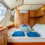 Penichette Odyssey Croisieres Bådhotel