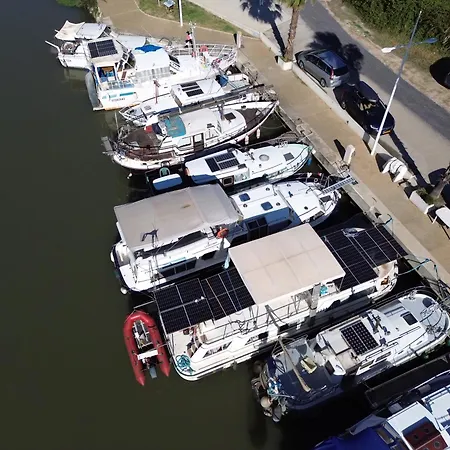 Botel Bateau - Jolie Penichette Sur Region Touristique.