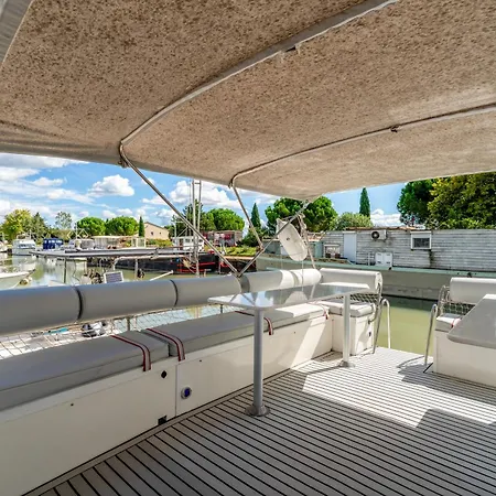 Penichette Odyssey Croisieres Bådhotel Bellegarde (Gard)