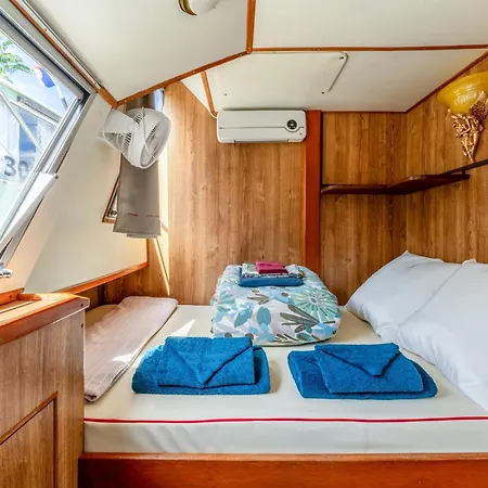 Penichette Odyssey Croisieres Bådhotel